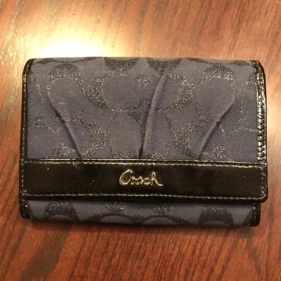 Coach Handbags - Coach Wallet